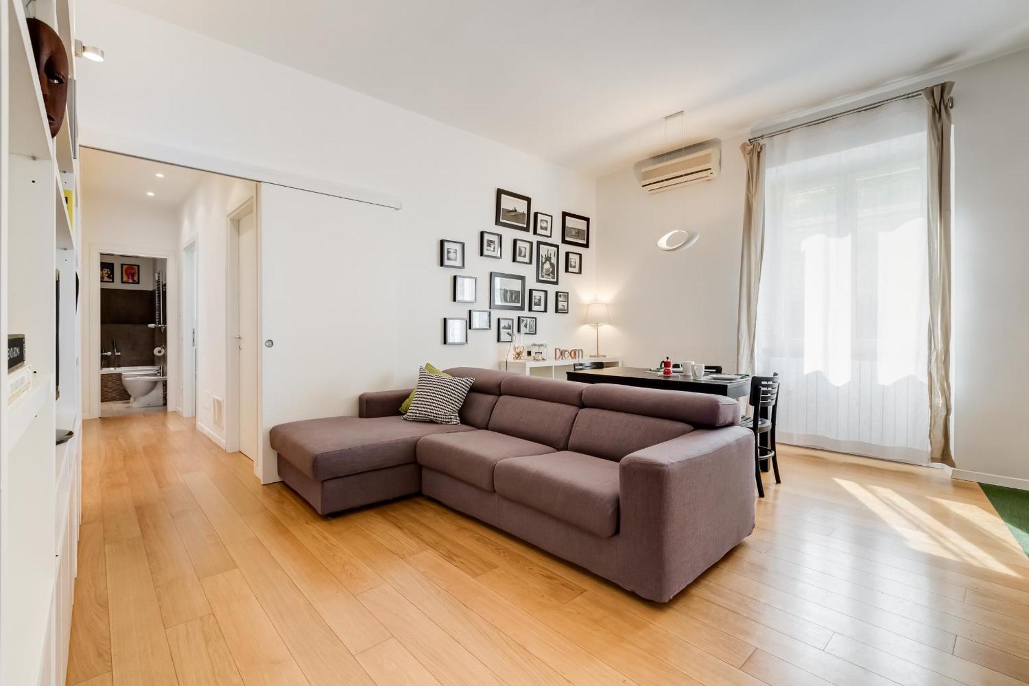 Micol'S Place, Bright Apt 2 Rooms, 2 Toilets, Near Metro, 80 Mq, Rome
